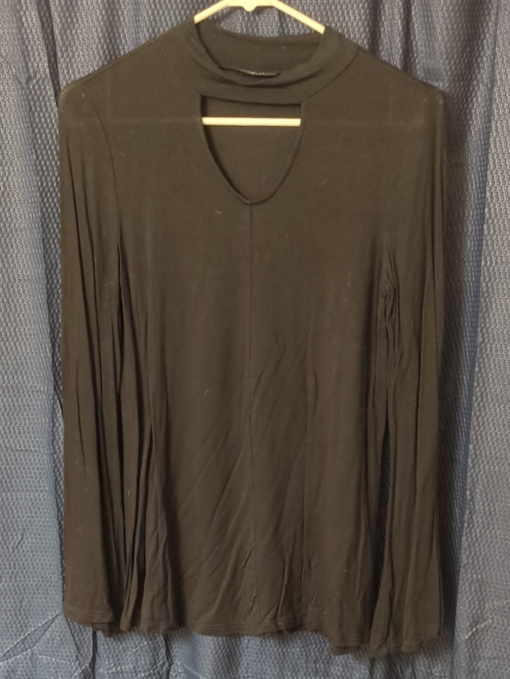 Apt. 9 Black Long-Sleeve Keyhole Mock Neck Top